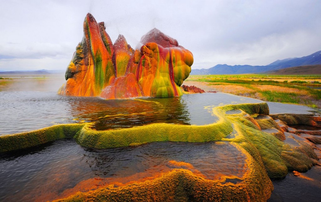 Fly Geyser