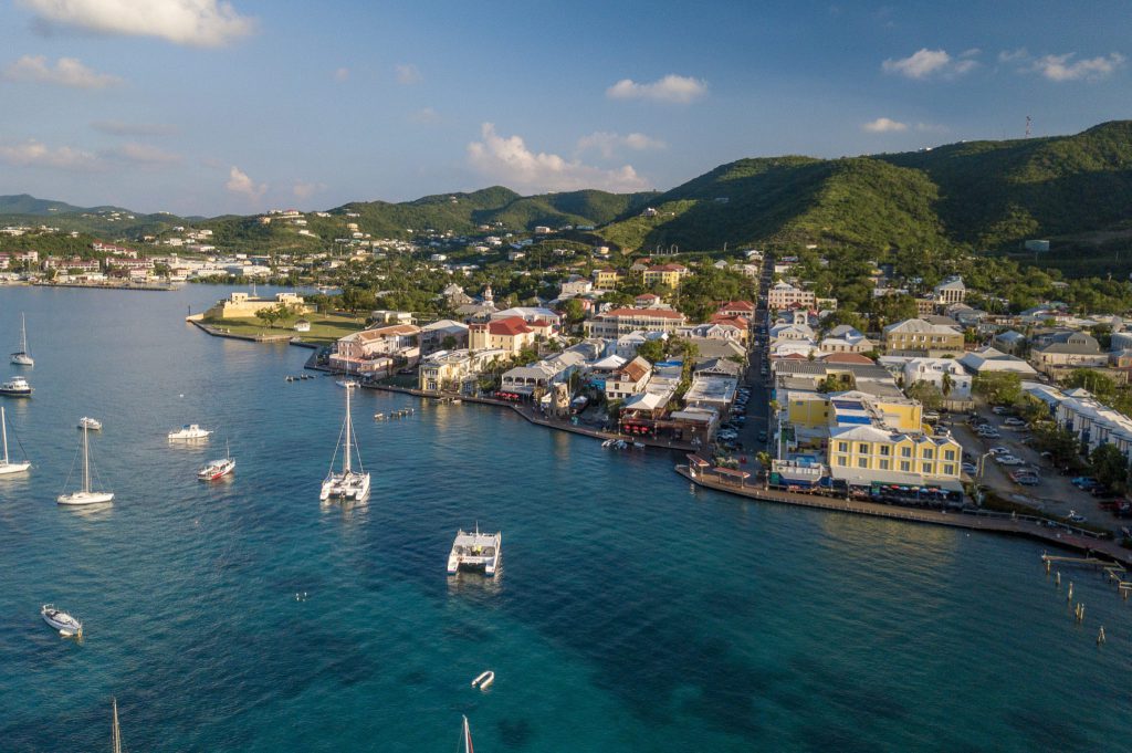 Historyczna zabudowa Christiansted na wyspie St. Croix